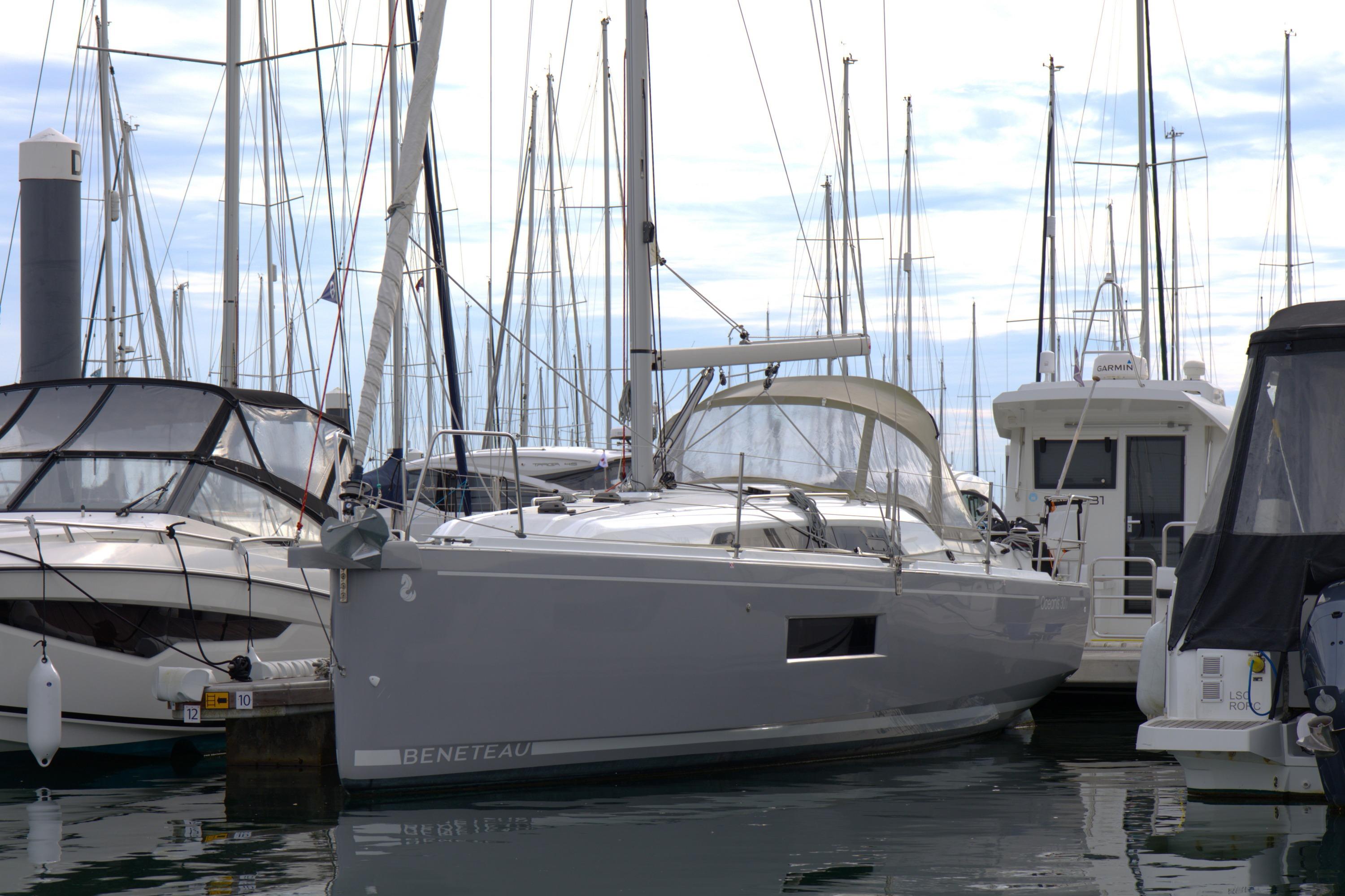 2023 Beneteau Oceanis 30.1