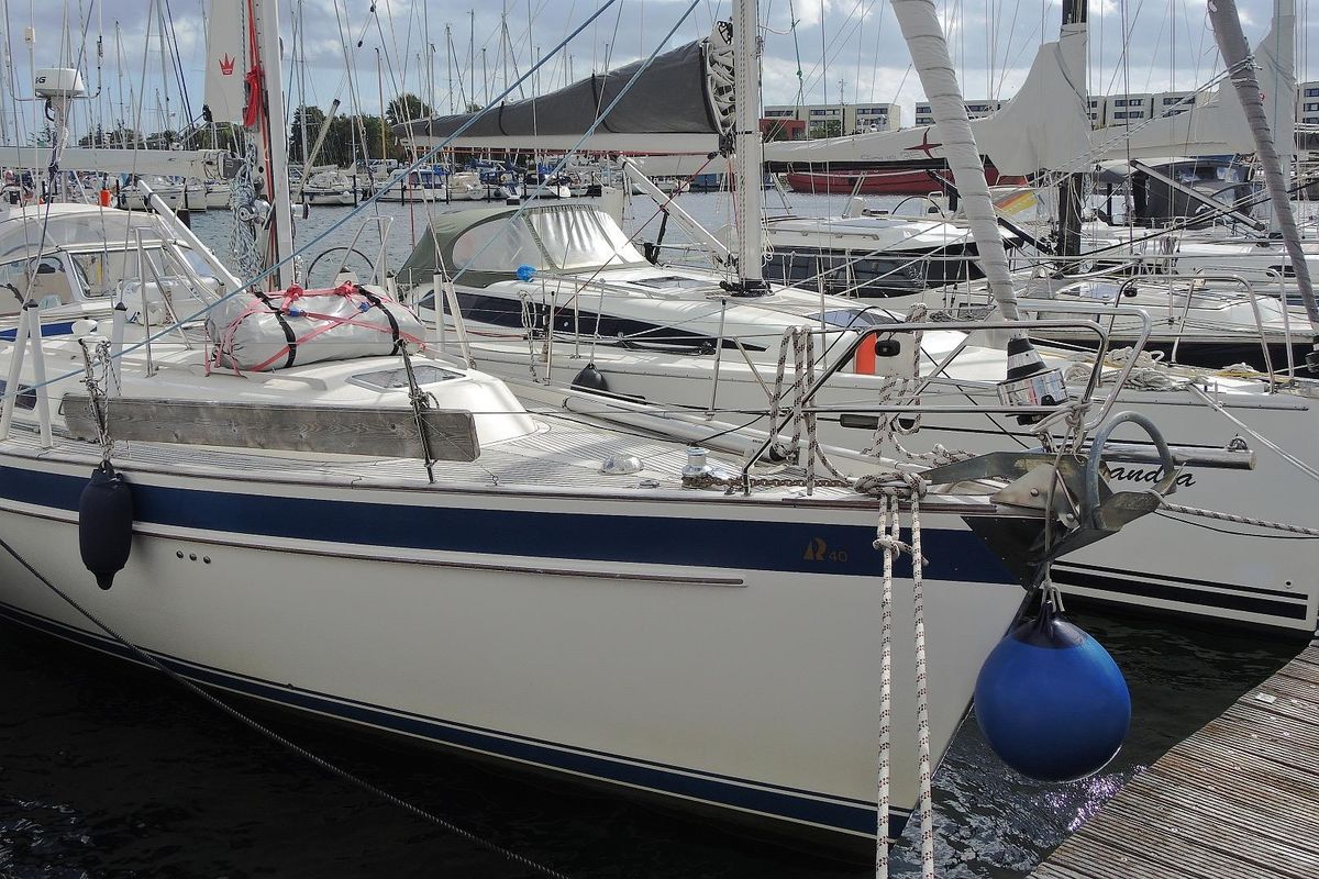 2003 Hallberg-Rassy 40