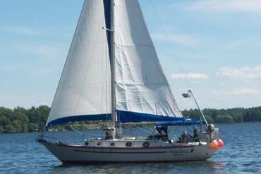 1988 Pacific Seacraft Crealock 37 for sale in Sodus Point, New York