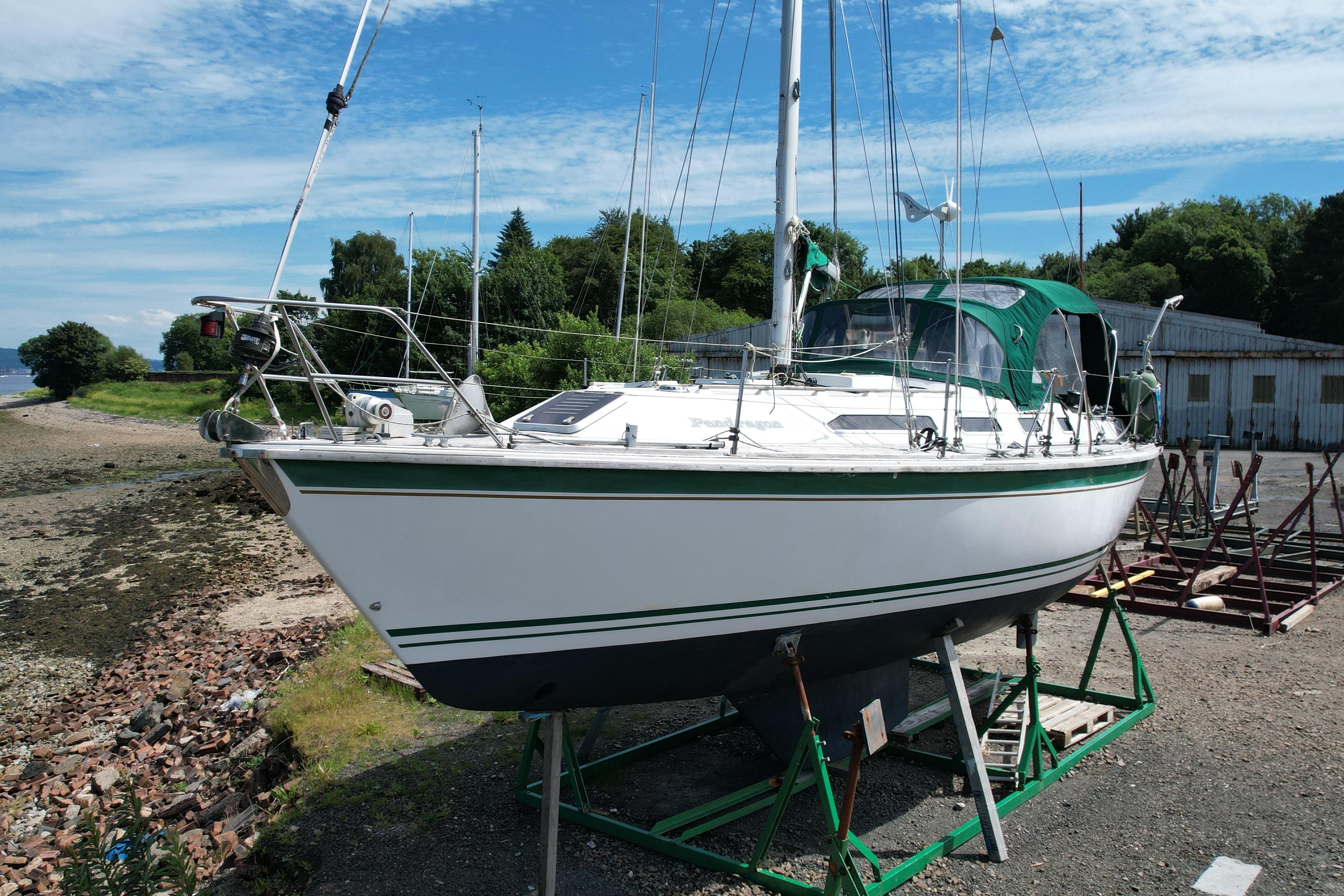 1997 Westerly Oceanquest 35
