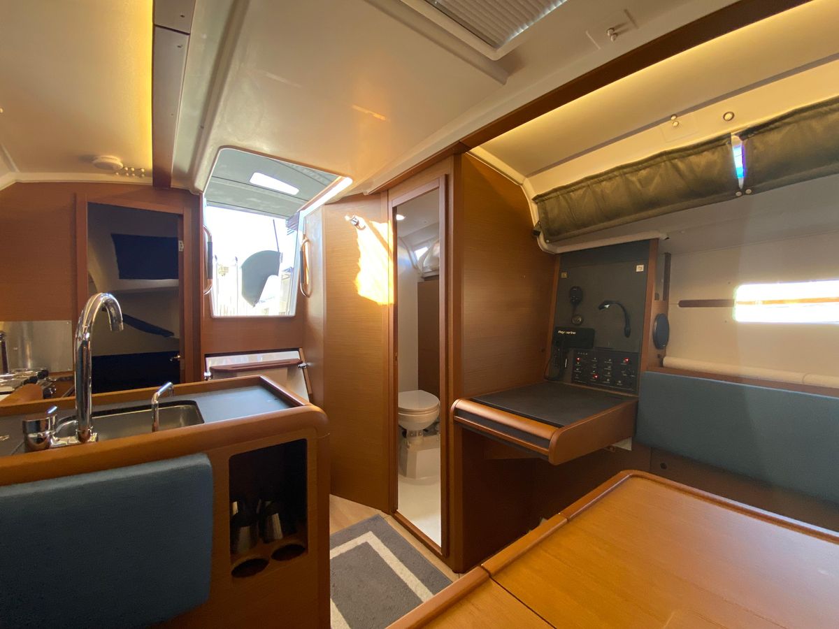2023 Jeanneau Sun Odyssey 349