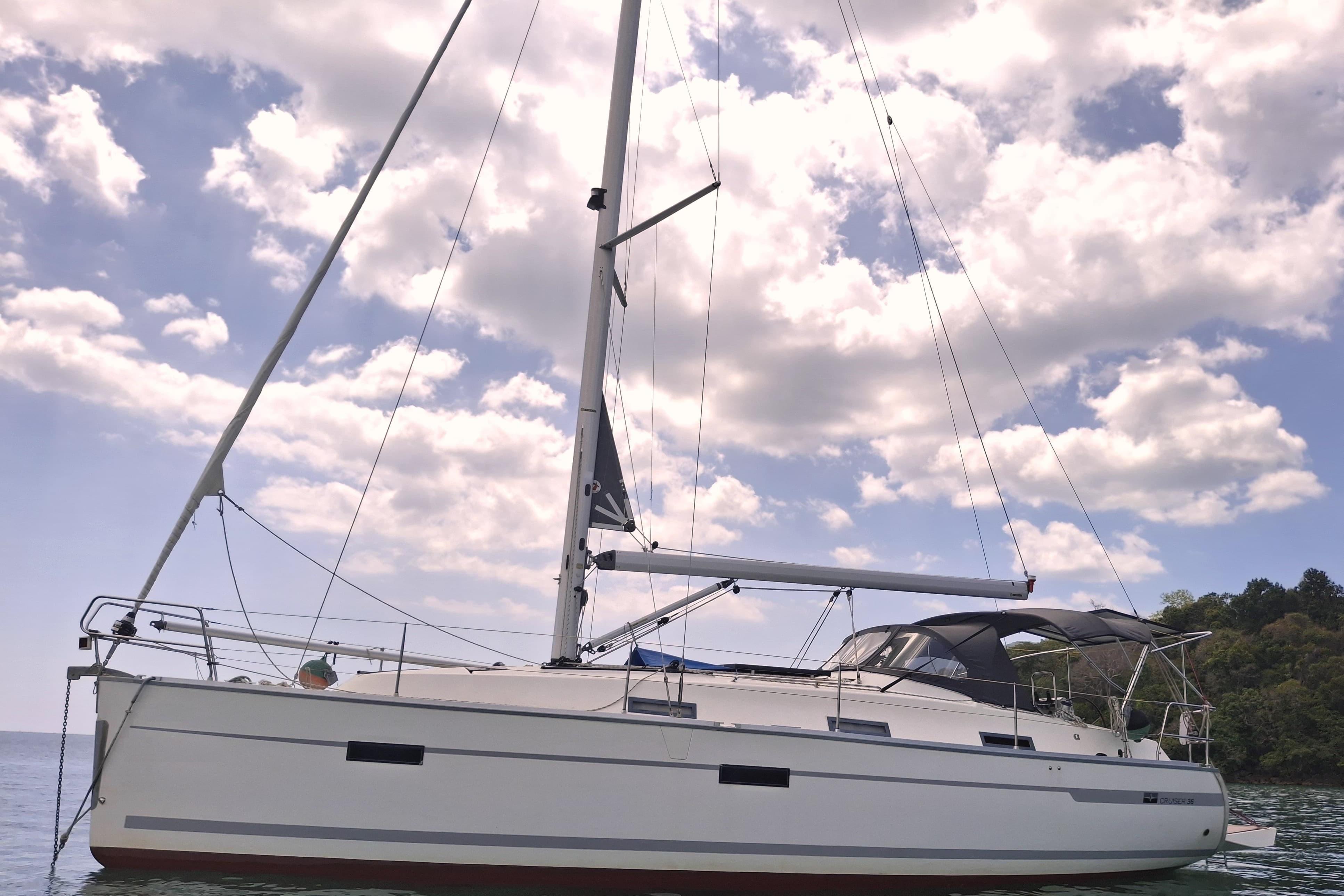 2013 Bavaria 36cruiser for sale in Langkawi, Malaysia