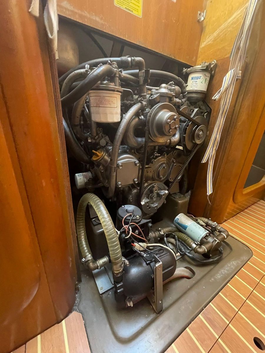 2002 Grand Soleil 40 for sale in Vigo, Pontevedra, Spain 40 ft