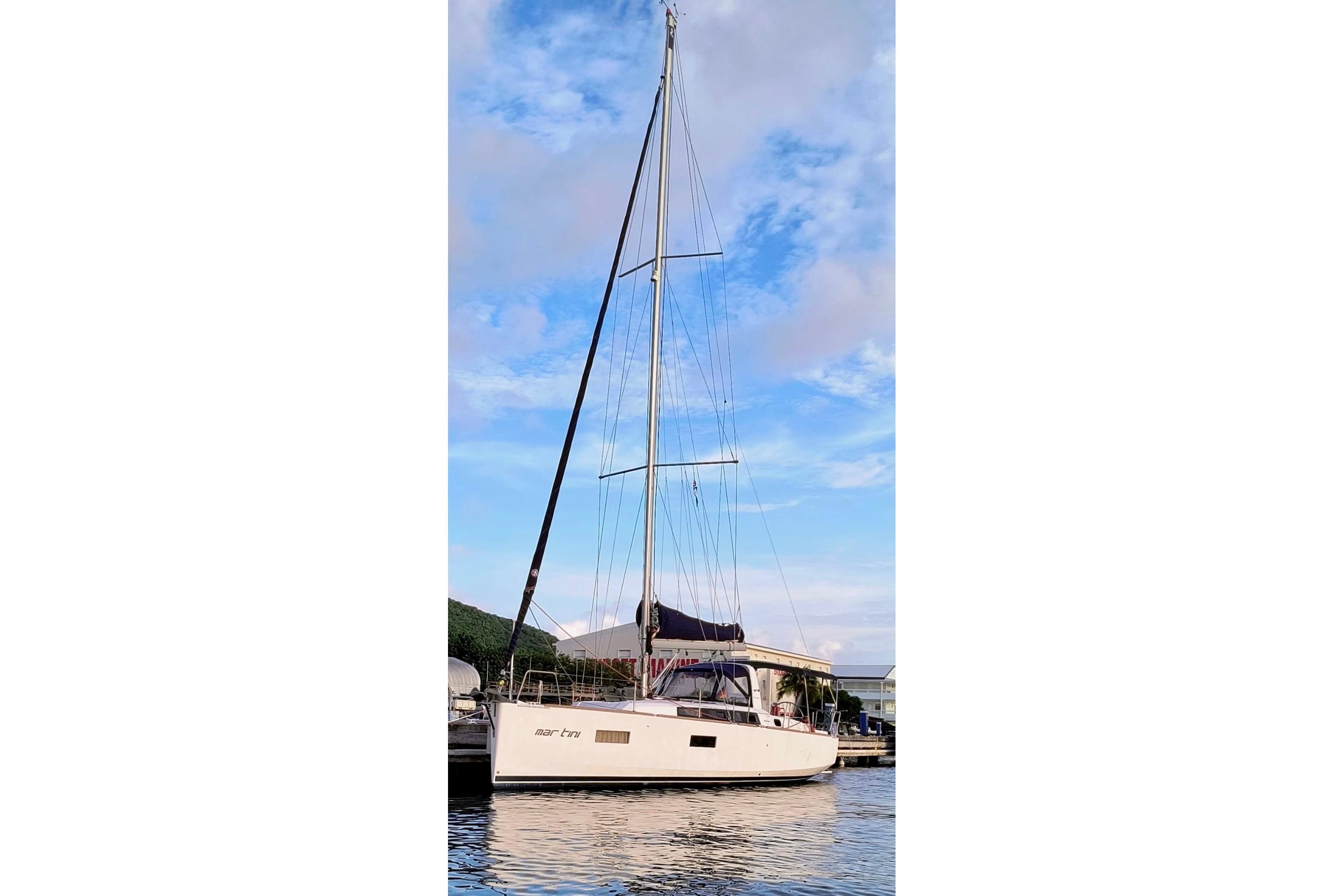 2017 Beneteau Oceanis 38.1 for sale in Samaná, Dominican Republic