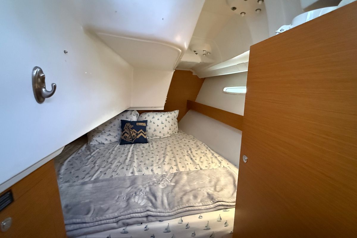 2015 Beneteau First 35-2 Carbon Edition
