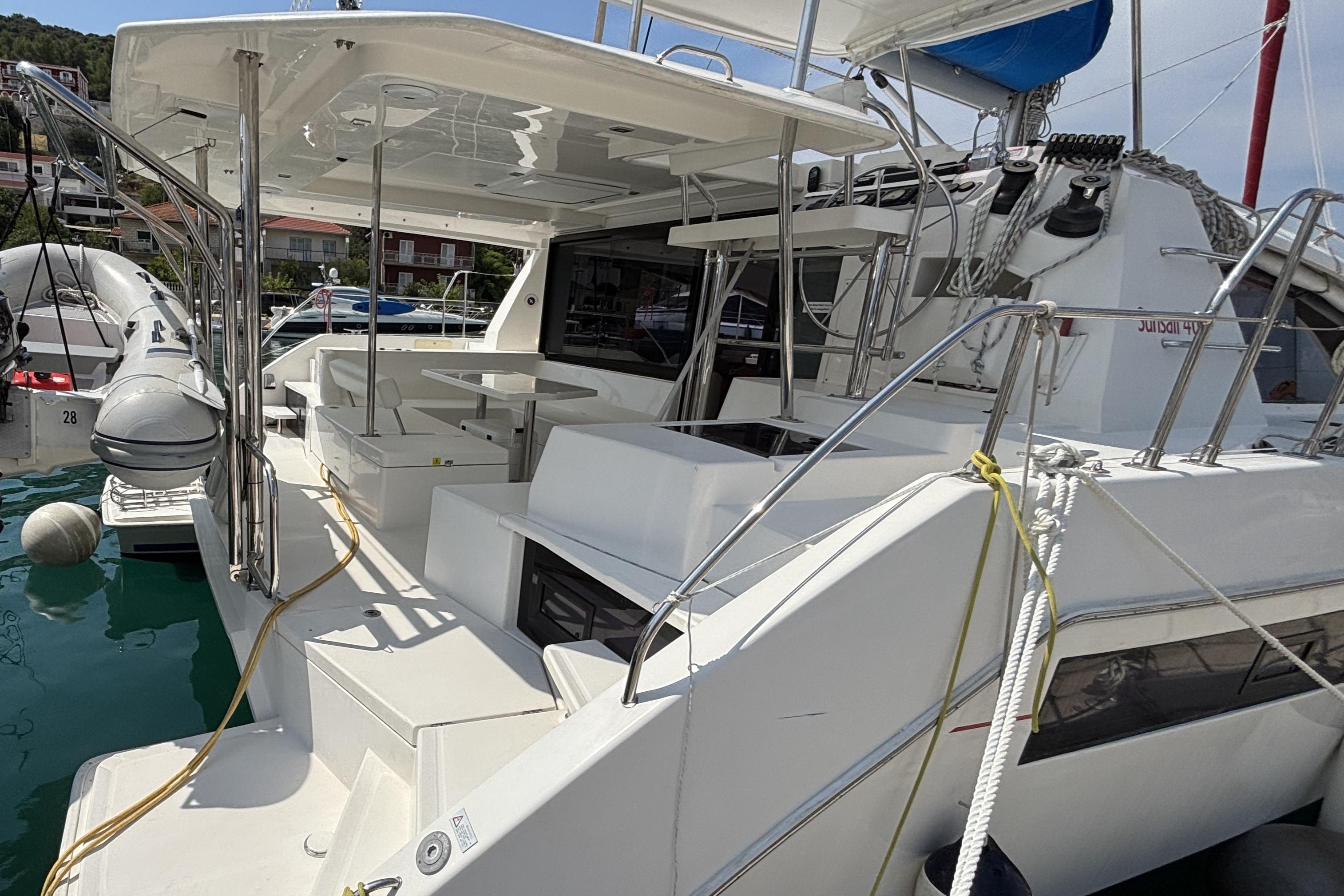 2019 Leopard 40