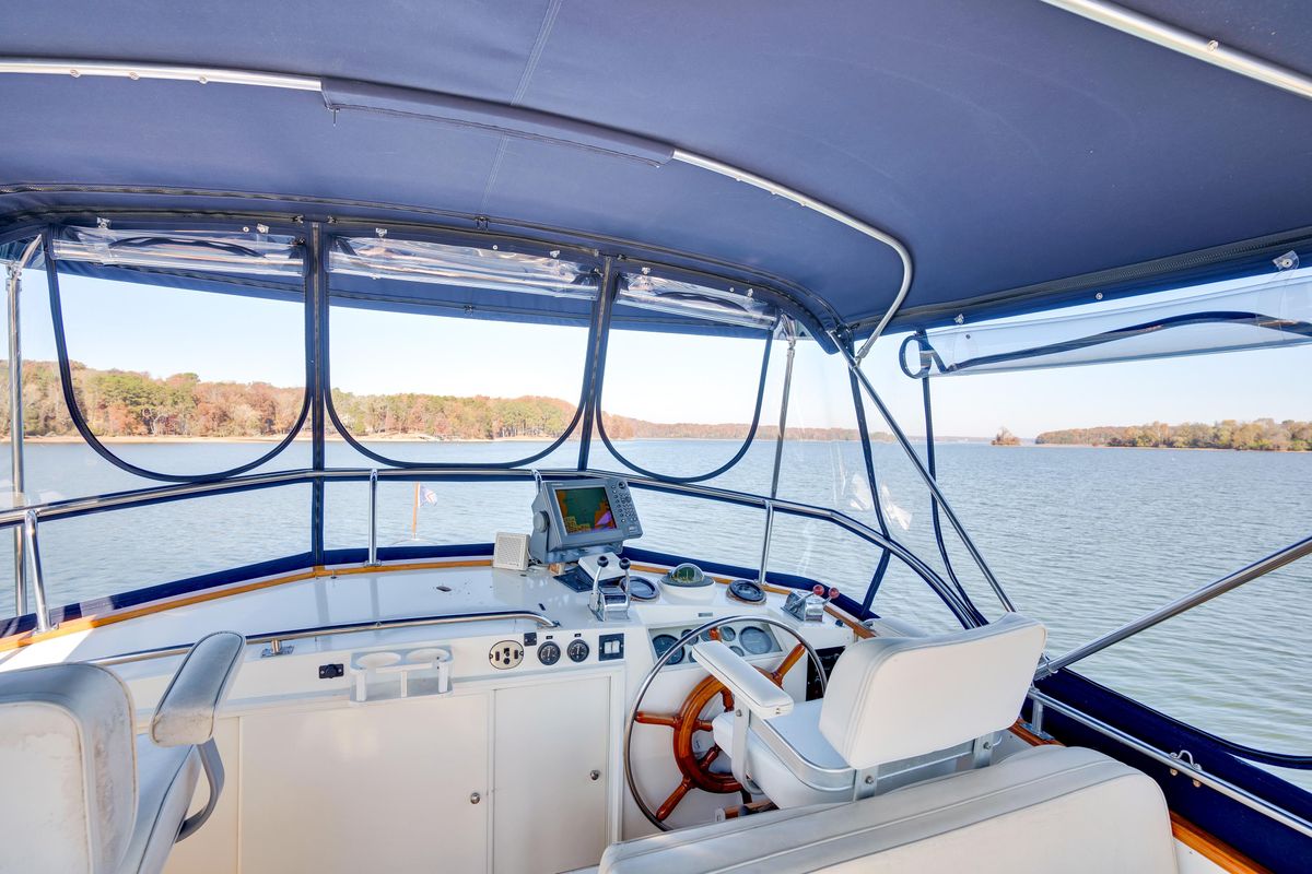 1989 Grand Banks 42 Motoryacht
