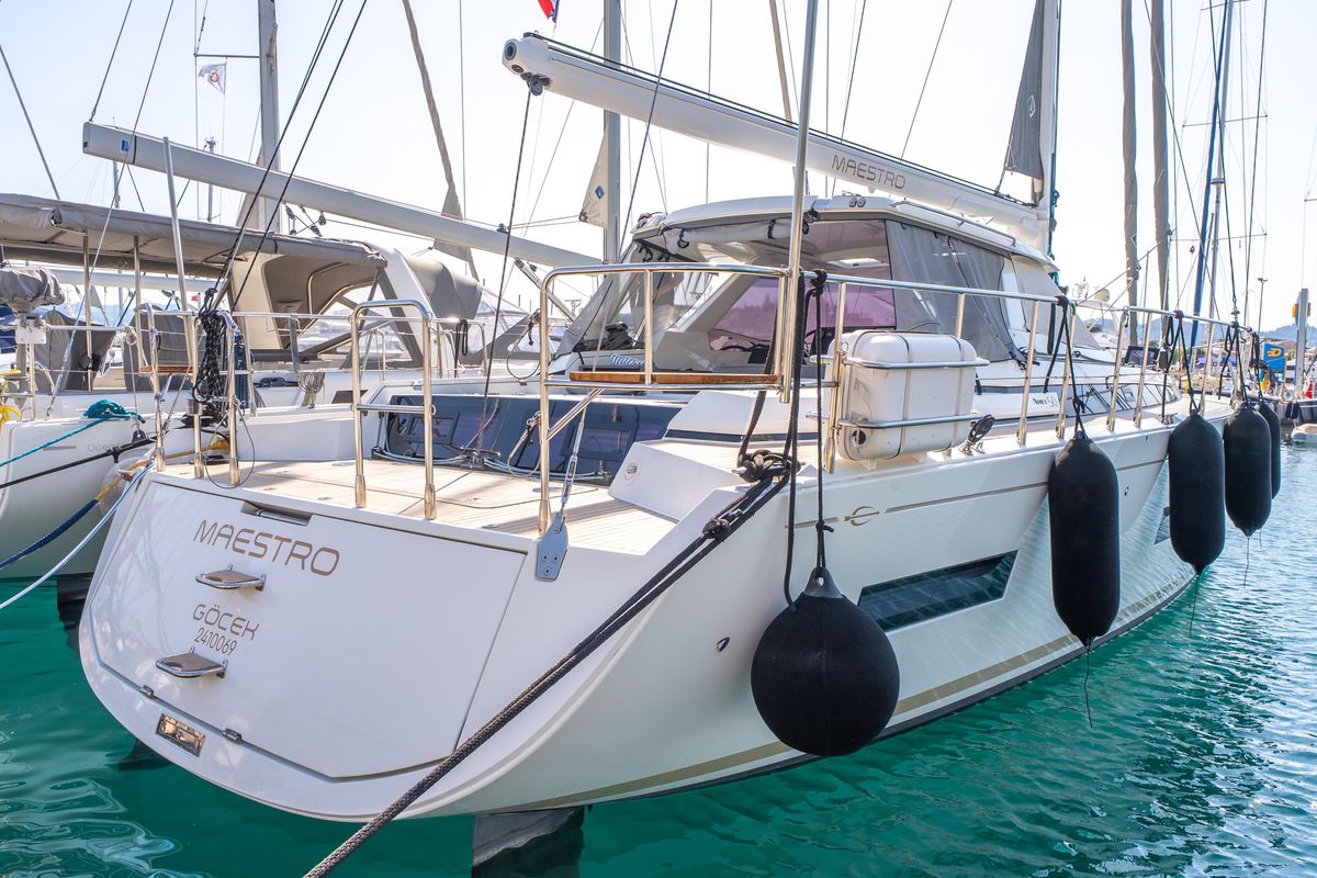 2019 Amel 50