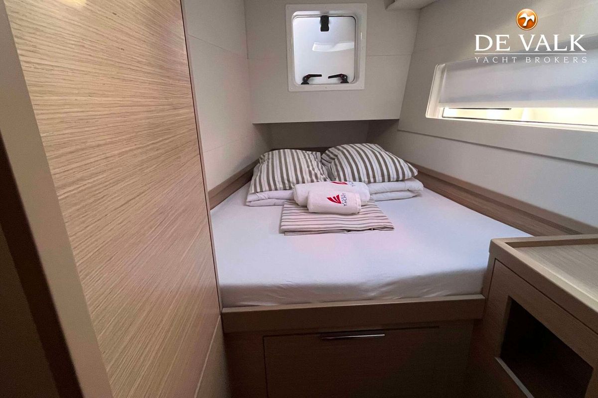 2024 Lagoon 40
