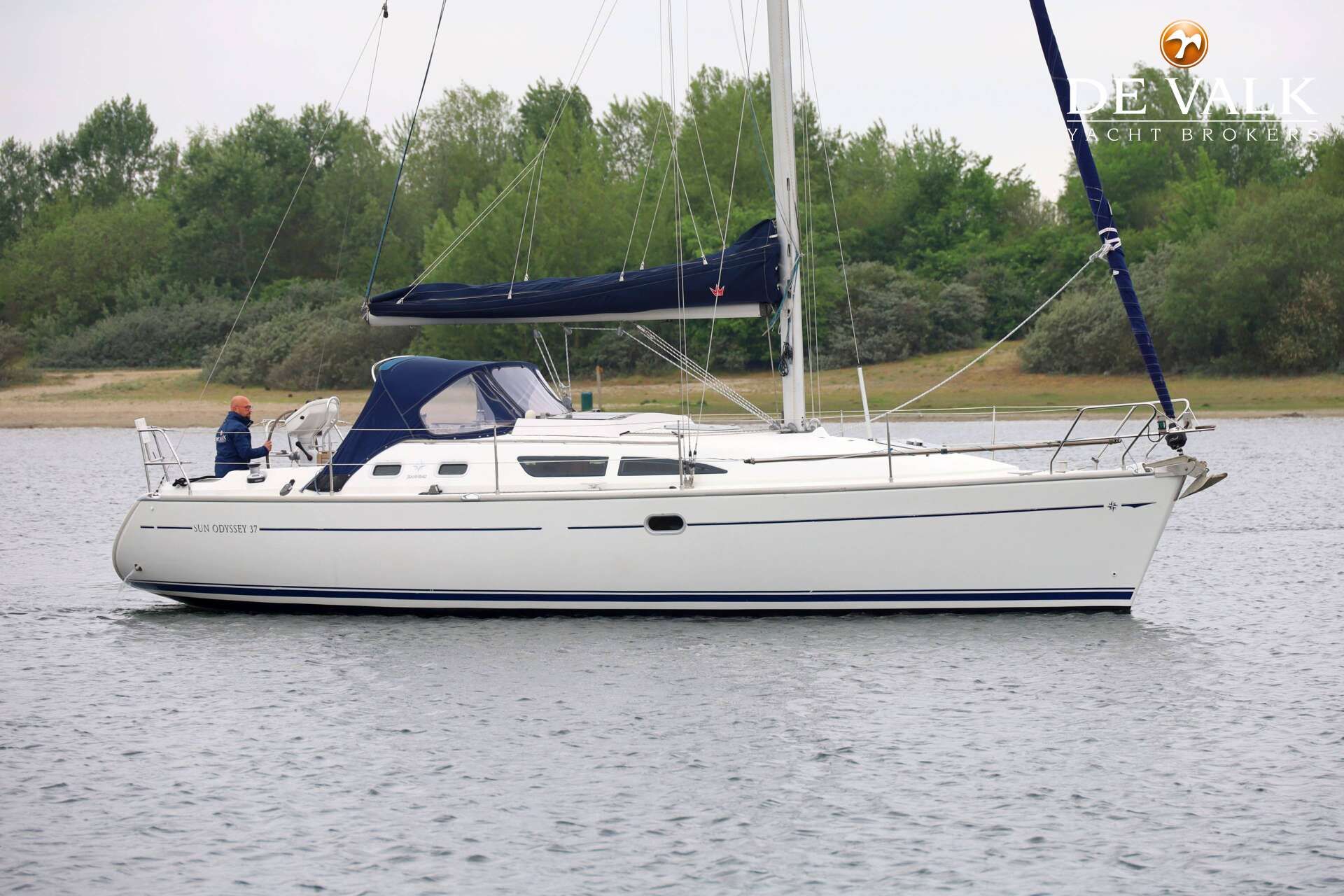 2002 Jeanneau Sun Odyssey 37 for sale in Sint Annaland, Netherlands