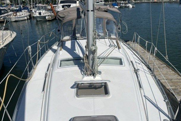 2005 Beneteau 323