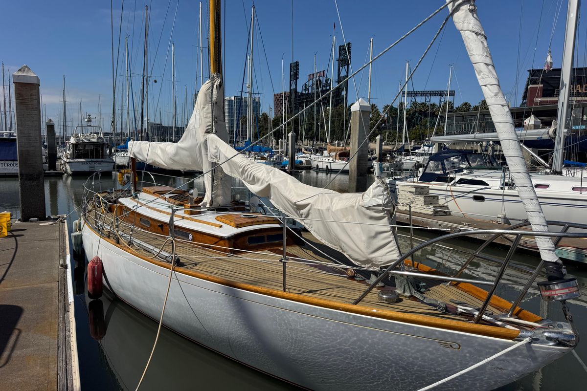 1955 Hinckley 41