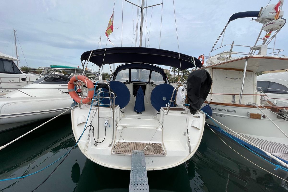2005 Dufour 385