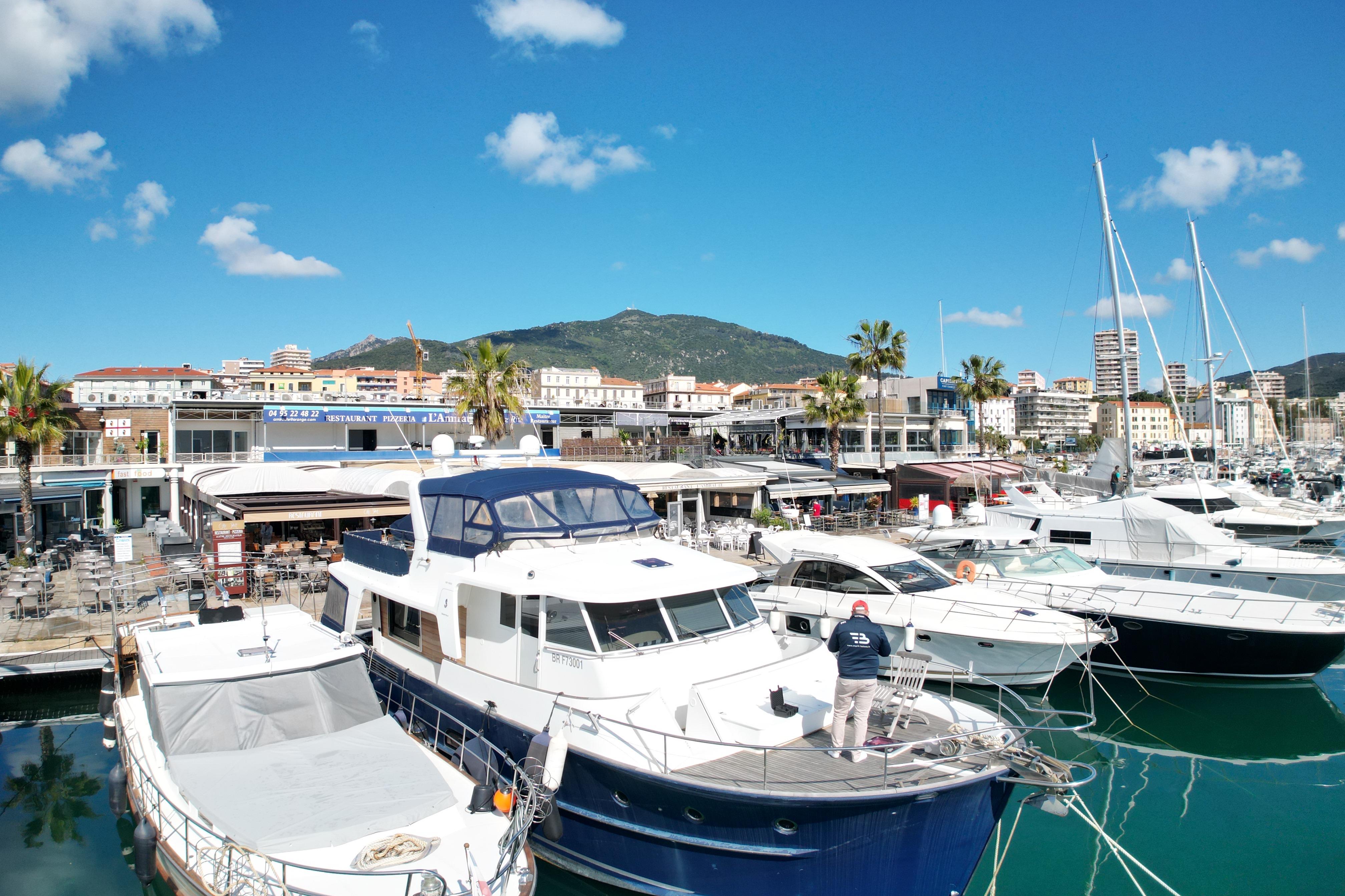 2008 Beneteau Swift Trawler 52