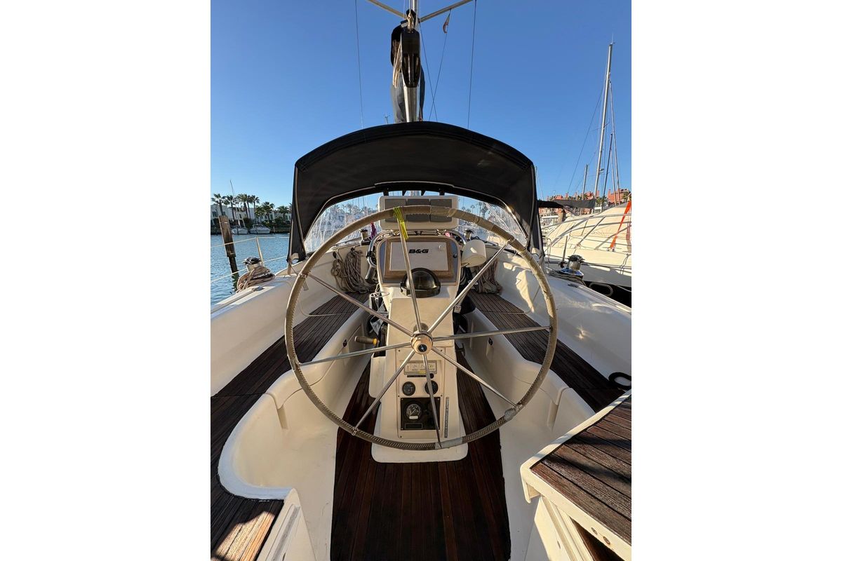 2003 Bavaria Cruiser 38