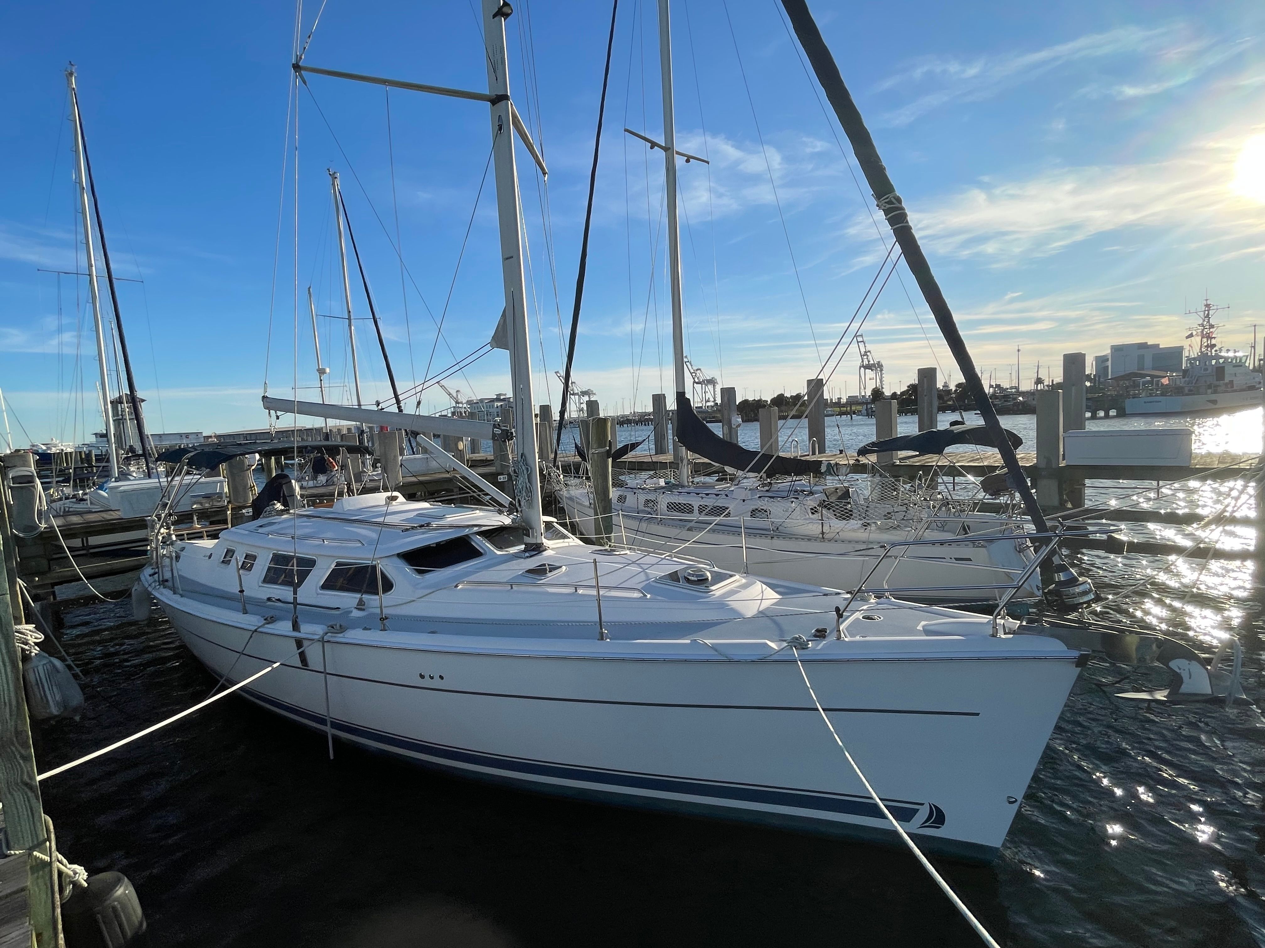 2006 Hunter 44 DS