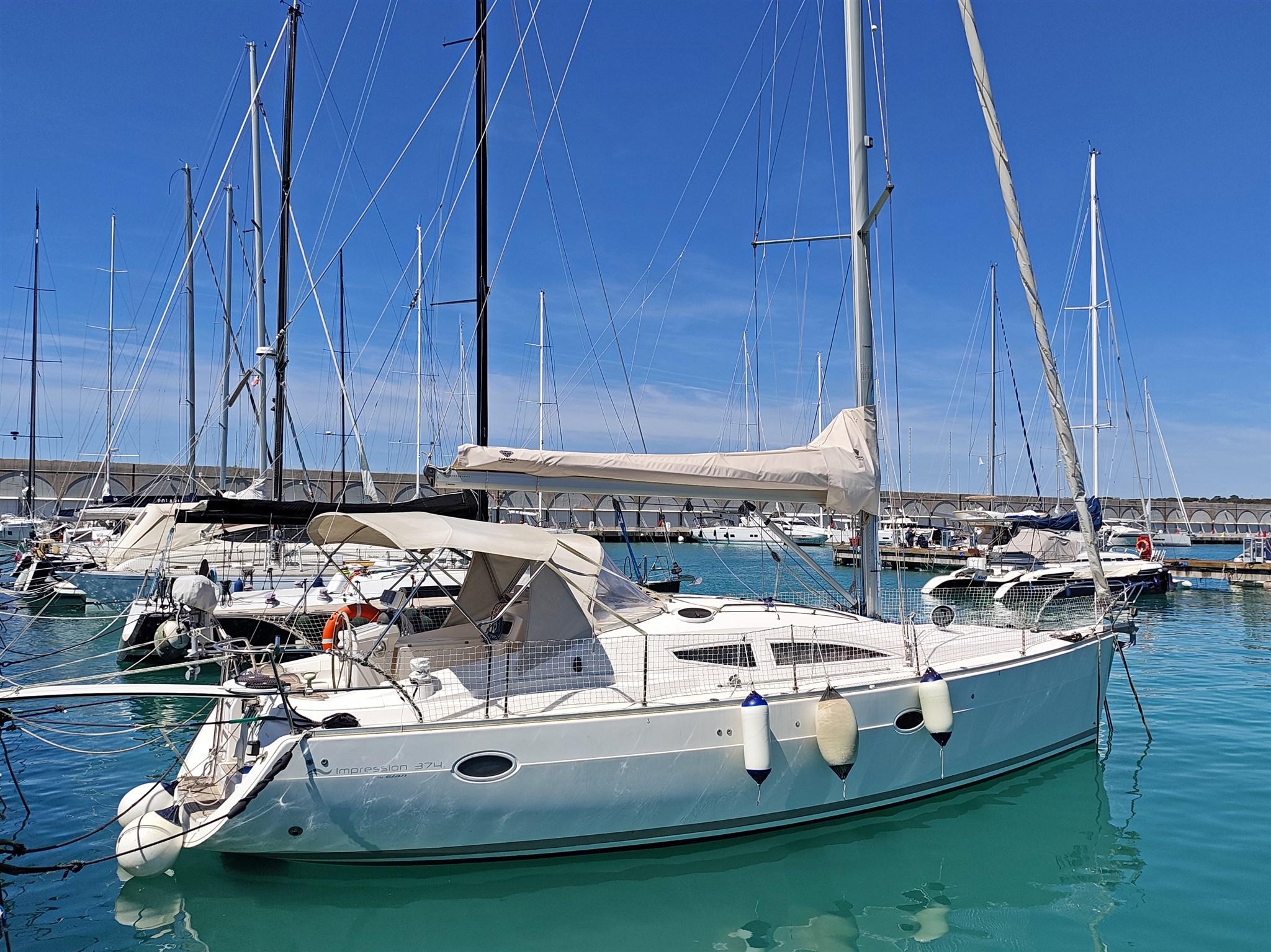 2005 Custom Elan Line ELAN 374 Impression