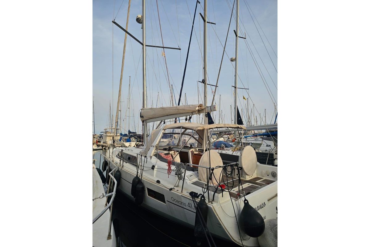 2017 Beneteau Oceanis 41.1