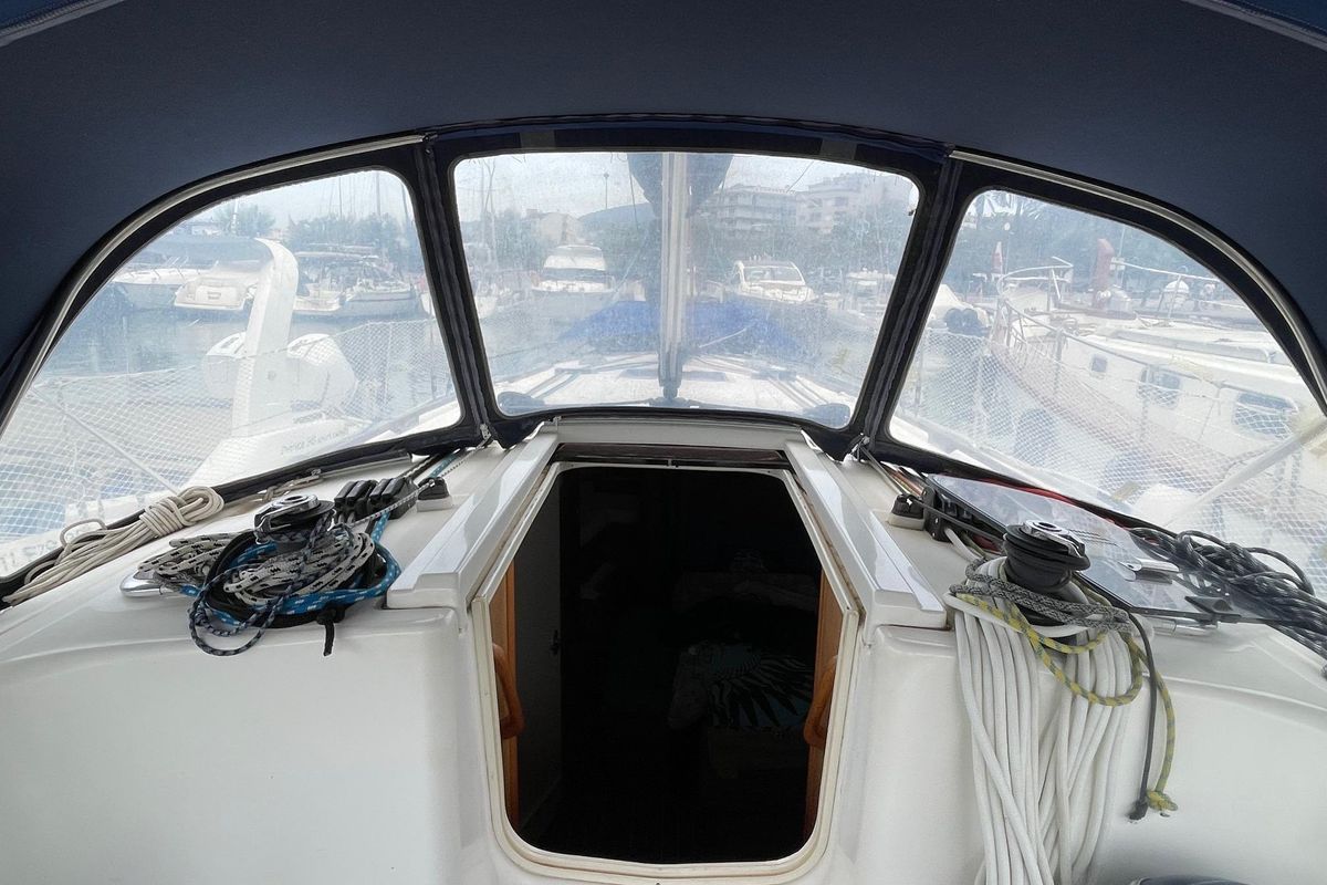 2005 Dufour 385