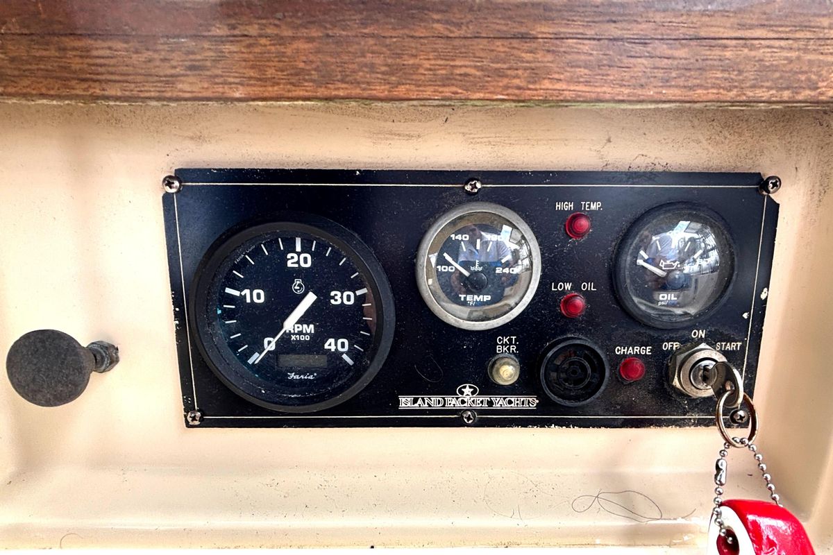 1998 Island Packet 350