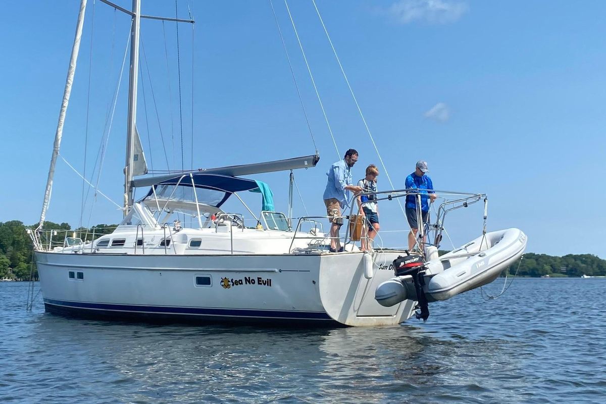 2003 Beneteau Oceanis 42cc for sale in St Leonard, Maryland 44 ft
