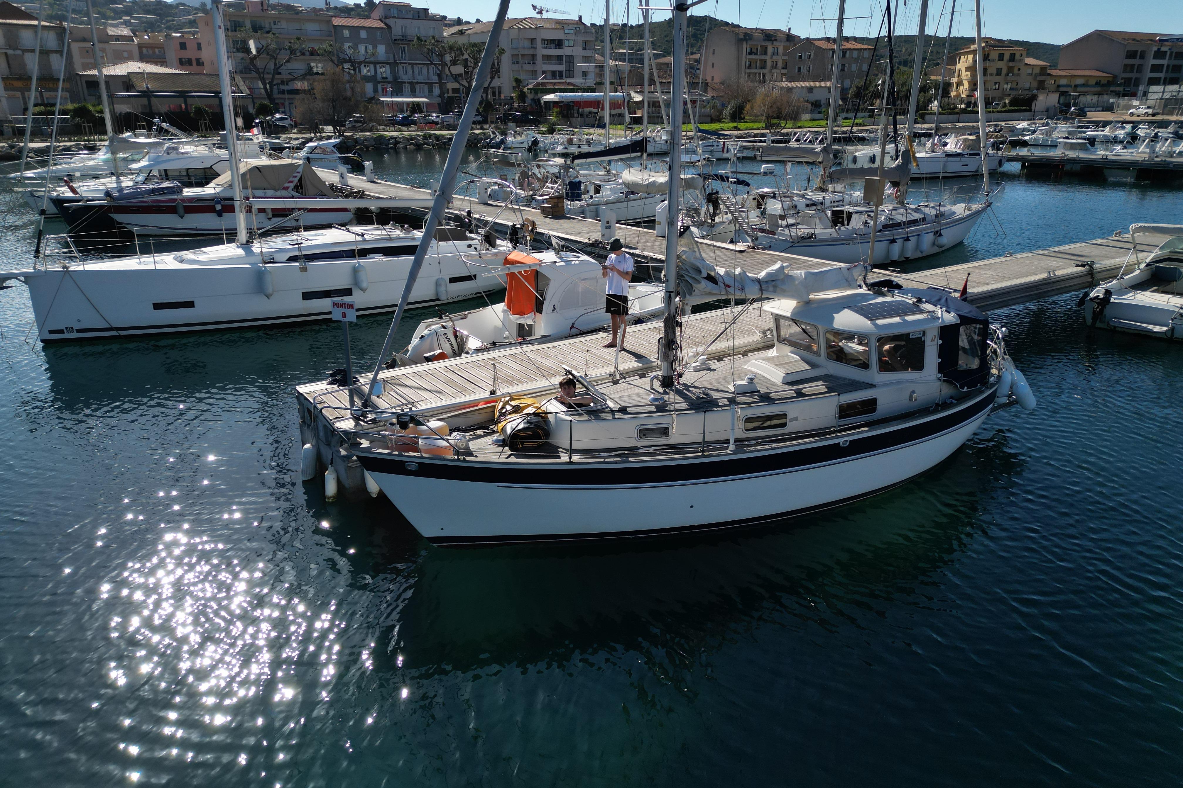 1983 Hallberg-Rassy 94 Kutter for sale in Pietà, Malta