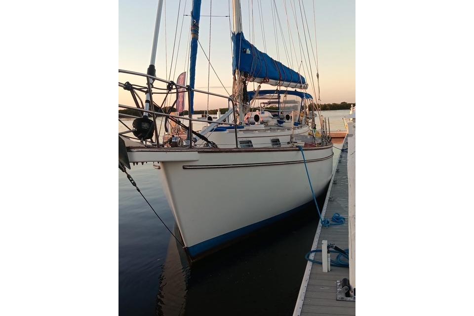 1990 Island Packet 38 for sale in Gulf Shores, Alabama