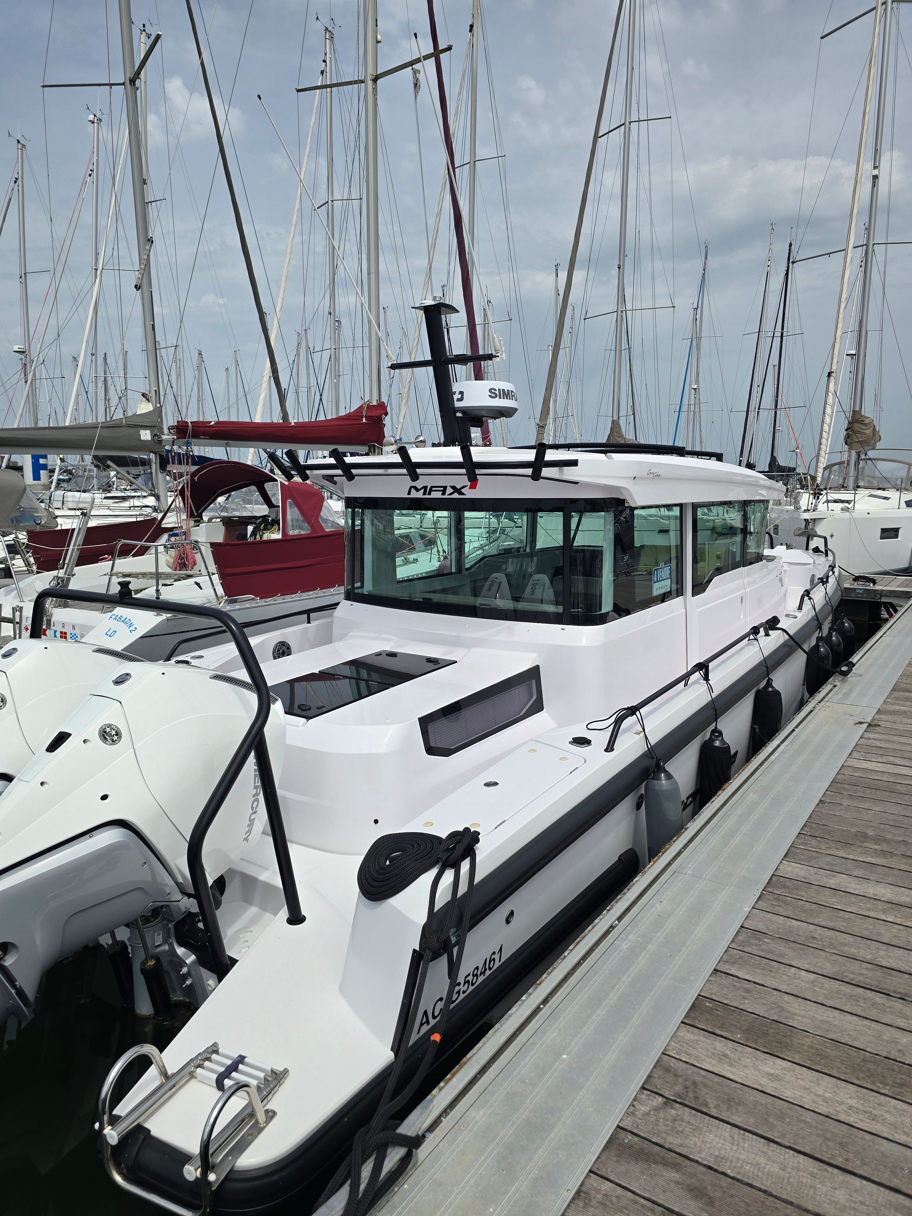 2023 Axopar 37 XC Cross Cabin for sale in Lorient, Morbihan, France