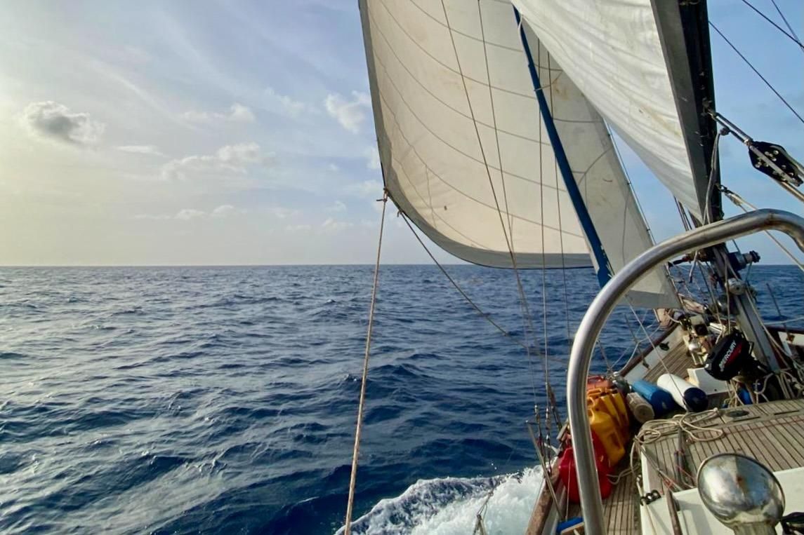 1982 Vagabond 47