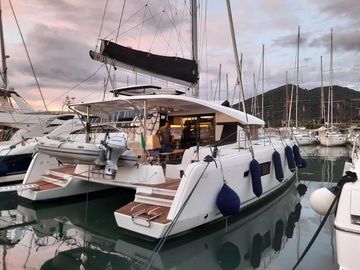 2020 Lagoon 42 Boats