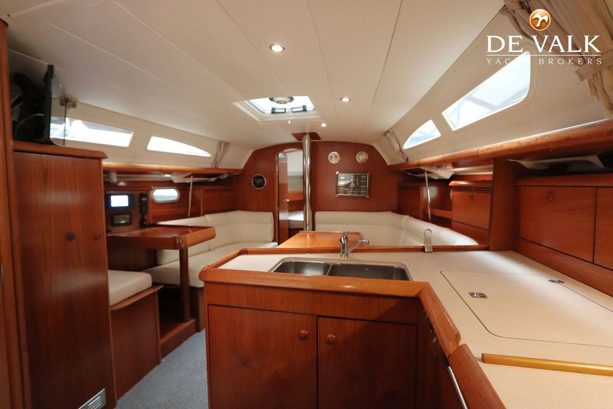 2003 Jeanneau Sun Odyssey 37