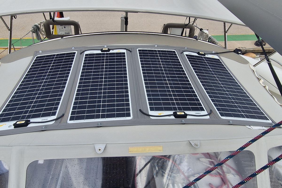 2021 Bavaria Vision 42