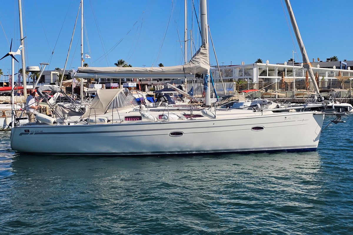 2010 Bavaria Cruiser 40