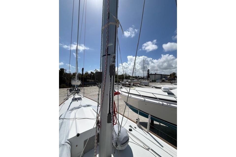 2015 Beneteau Oceanis 45 for sale in Stuart, Florida 45 ft