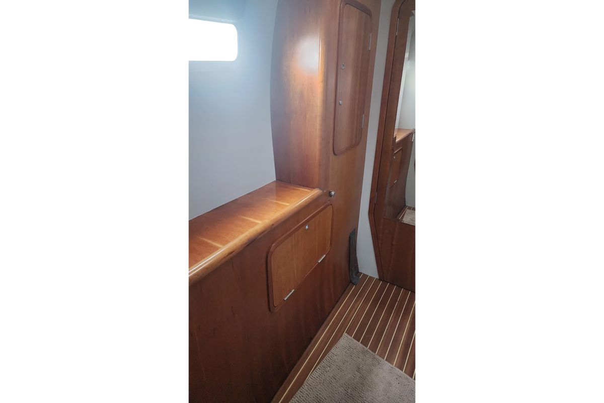 2006 Maxim Yachts 57