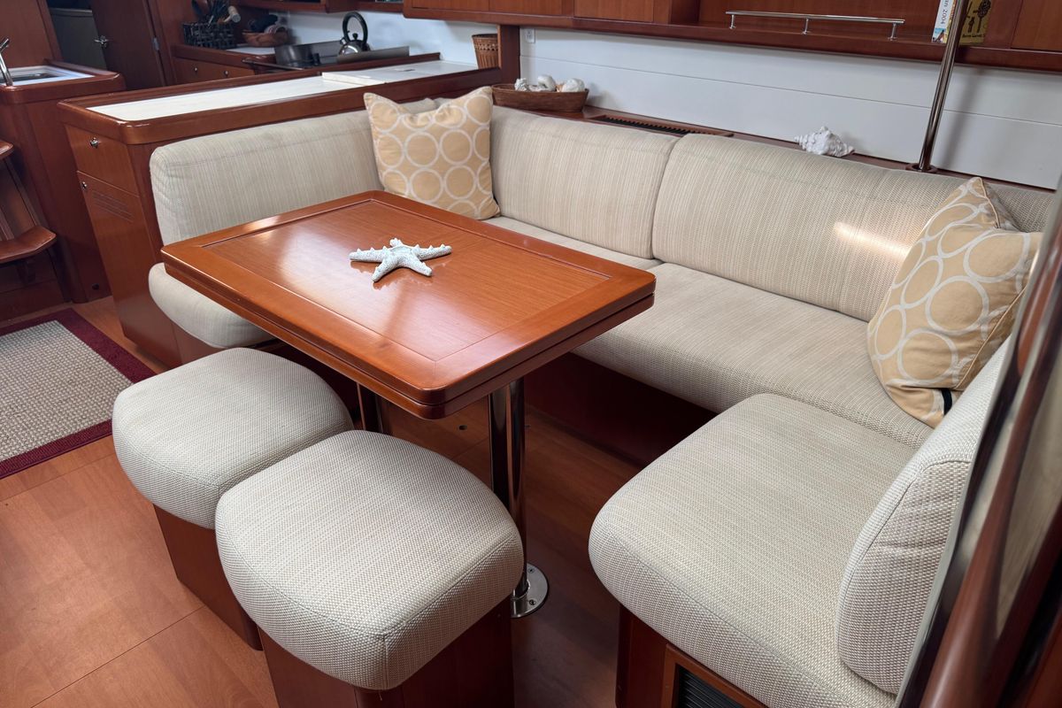 2007 Beneteau Oceanis 49
