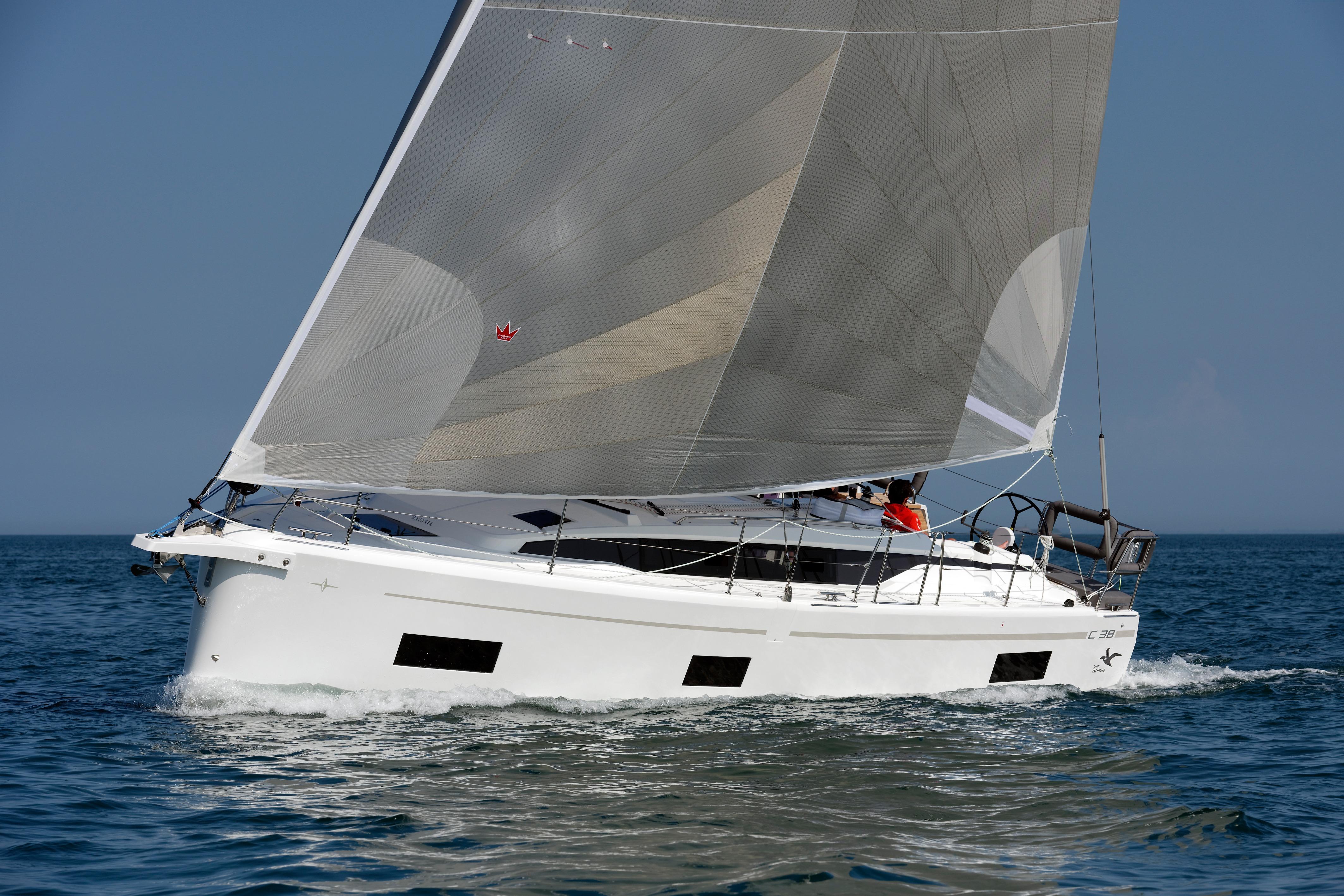 2024 Bavaria C38 Boats
