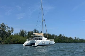 2005 Lagoon 380 S2 Boats