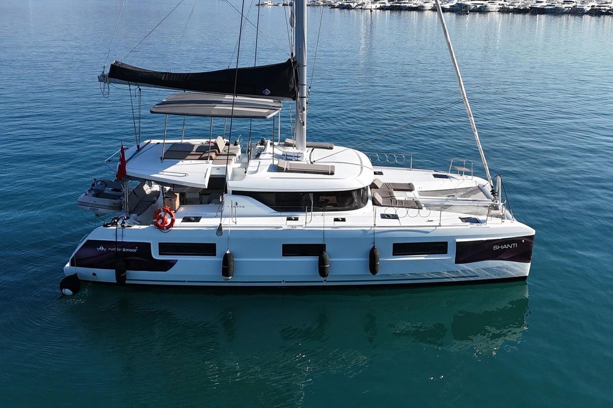 2020 Lagoon 46