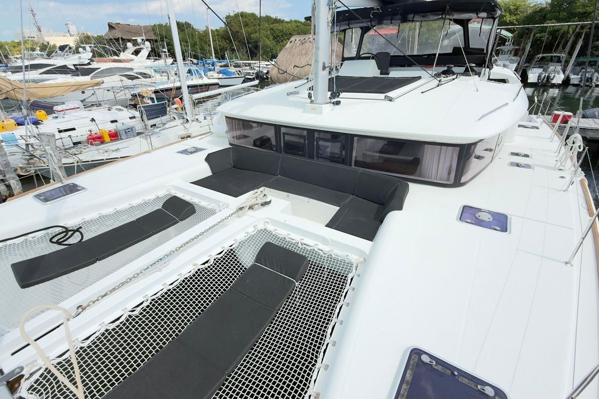 2019 Lagoon 450