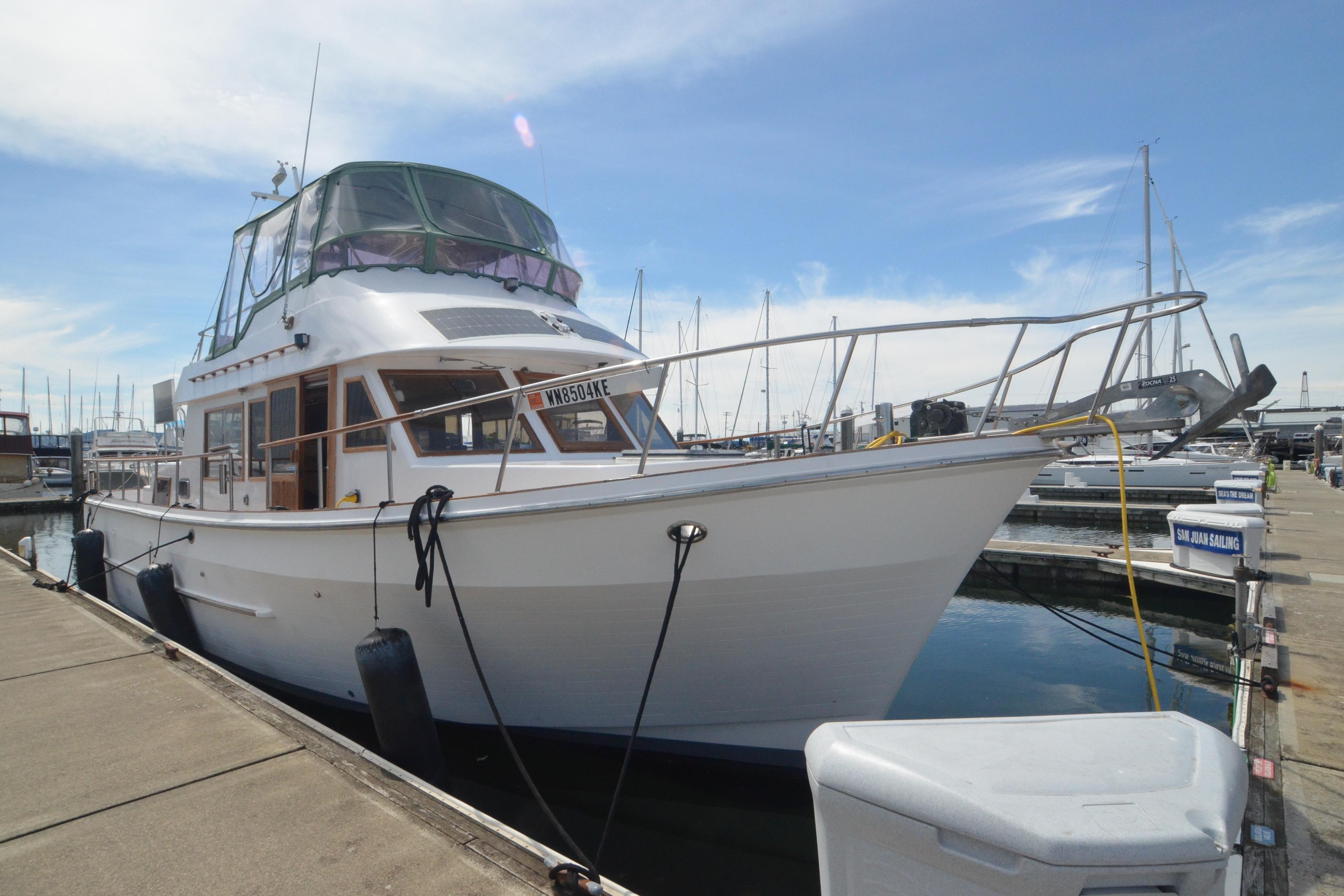 1984 CHB 41 Sundeck
