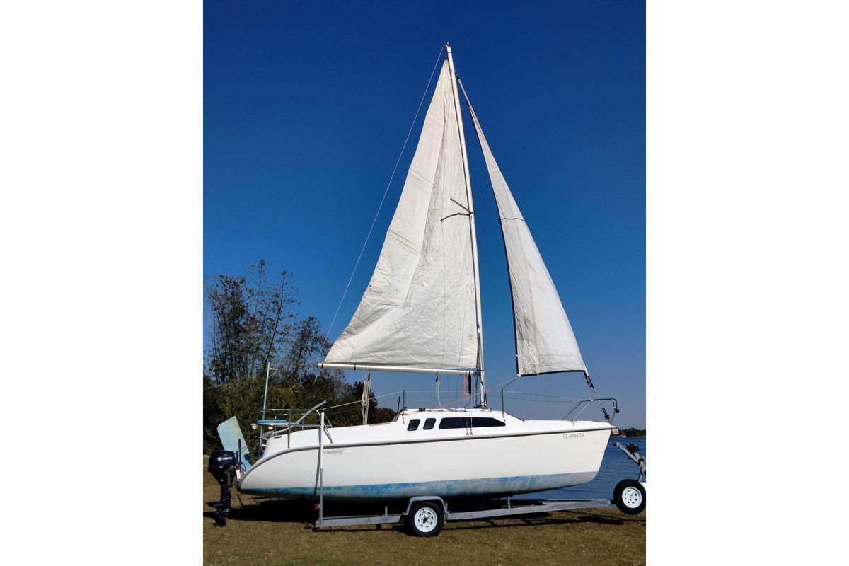 1998 Hunter 240 for sale in Orlando, Florida 24 ft