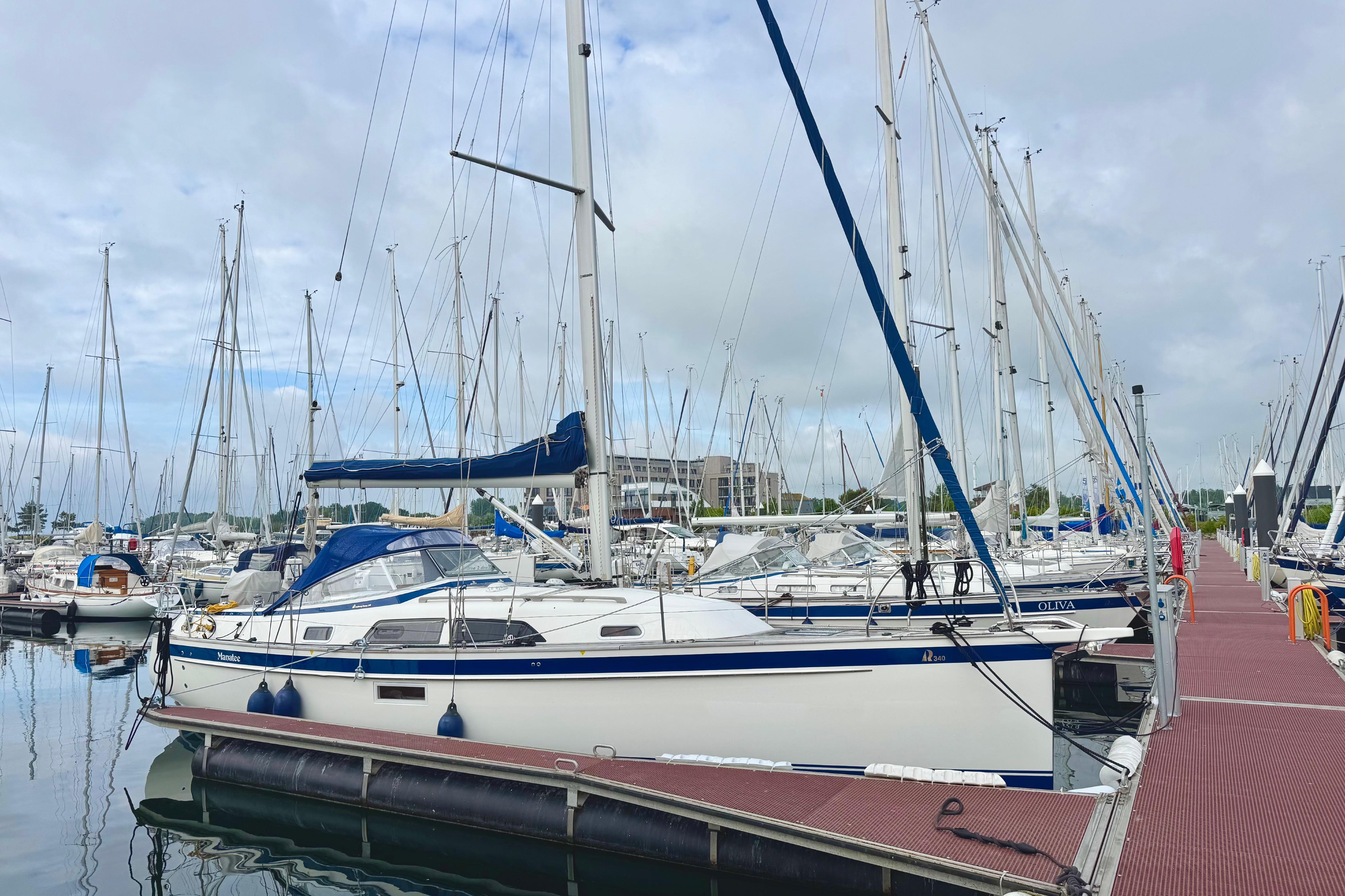 2019 Hallberg-Rassy 340 for sale in Neustadt In Holstein, Schleswig-Holstein, Germany