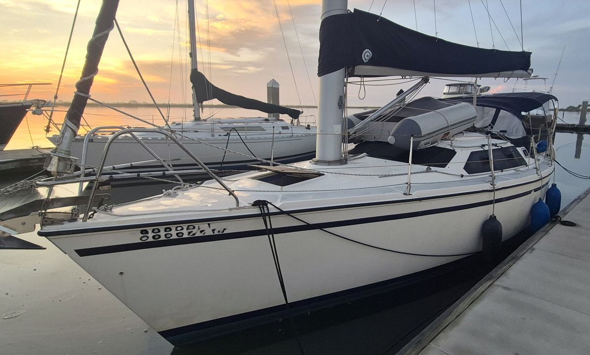 1991 Hunter Vision 32