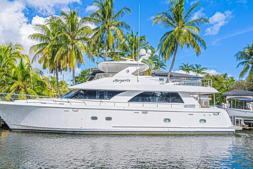 2010 Ocean Alexander 74 Motoryacht for sale in Fort Lauderdale, Florida