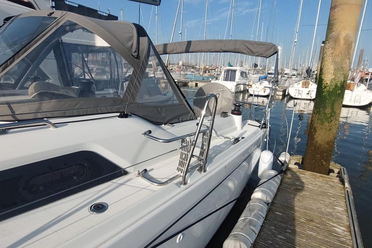 2024 Beneteau Oceanis 34.1