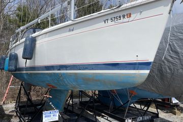 1995 Hunter 336 Boats