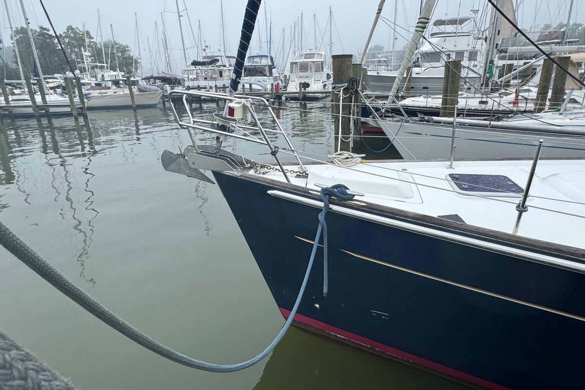 2004 Beneteau 473