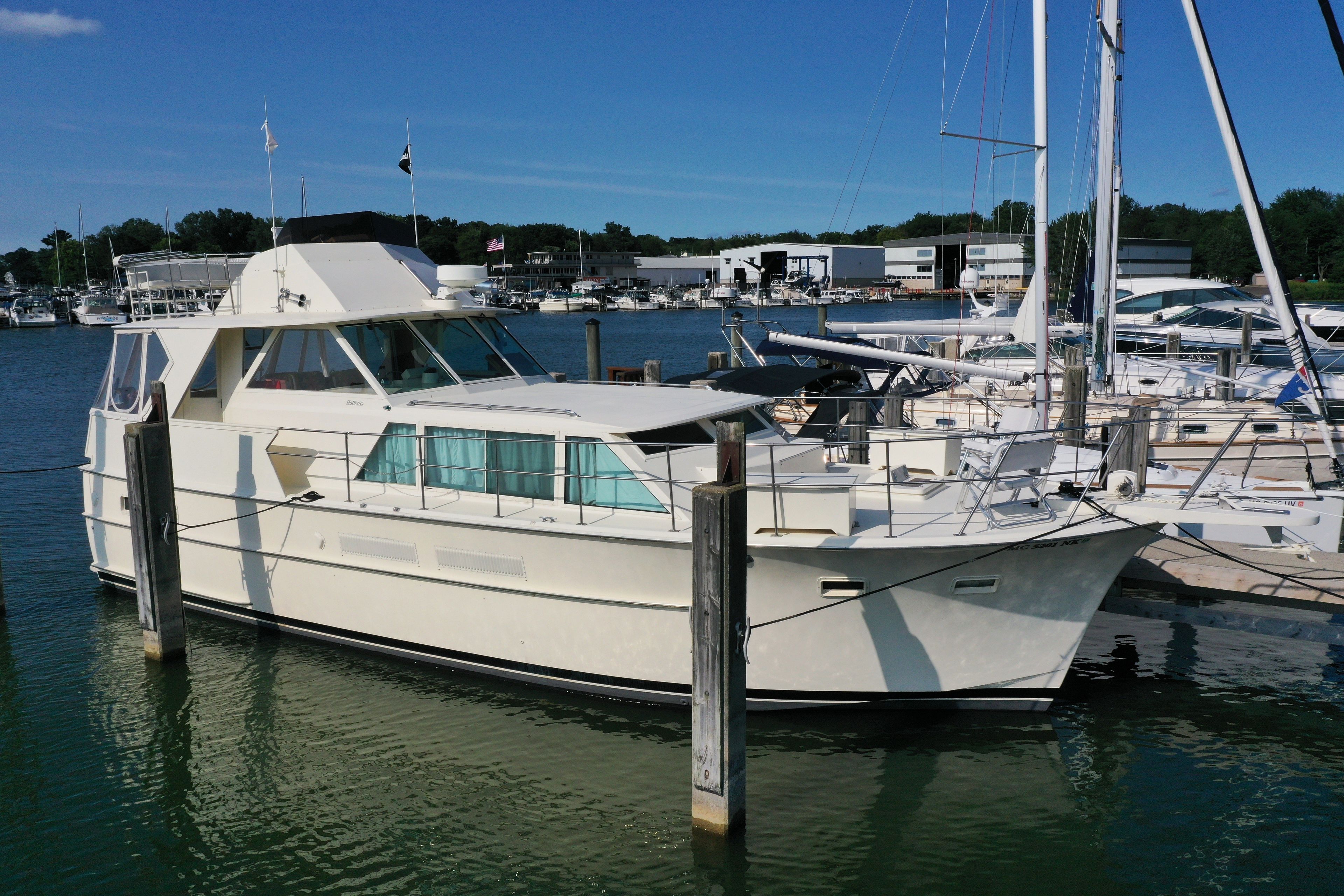 1967 Hatteras 44 Motor