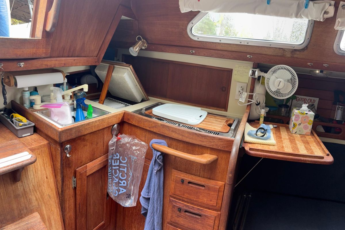 1987 Ericson 28/2